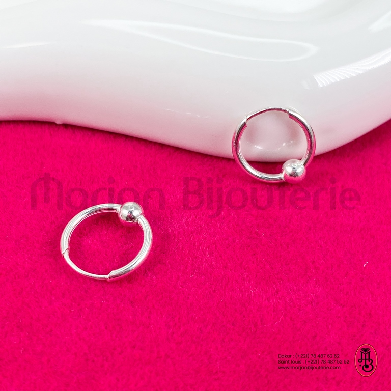 Boucle d'oreille enfant en argent