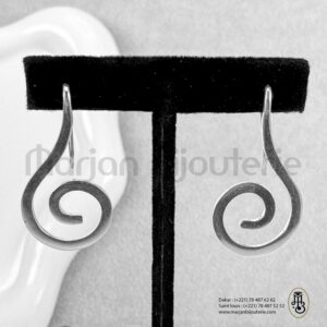 Boucle d'oreille en argent