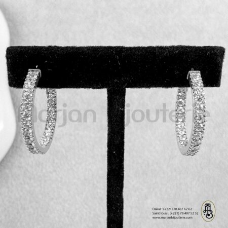 Boucle d'oreille en argent