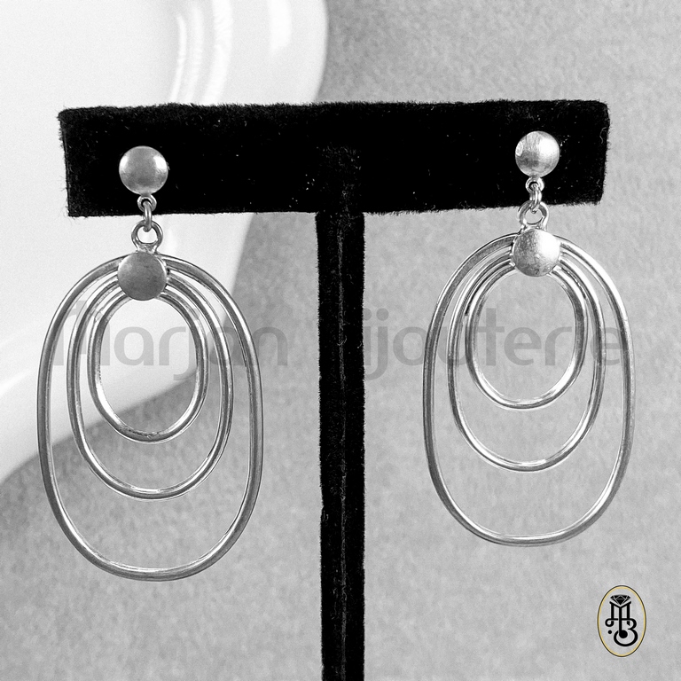 Boucle d'oreille en argent