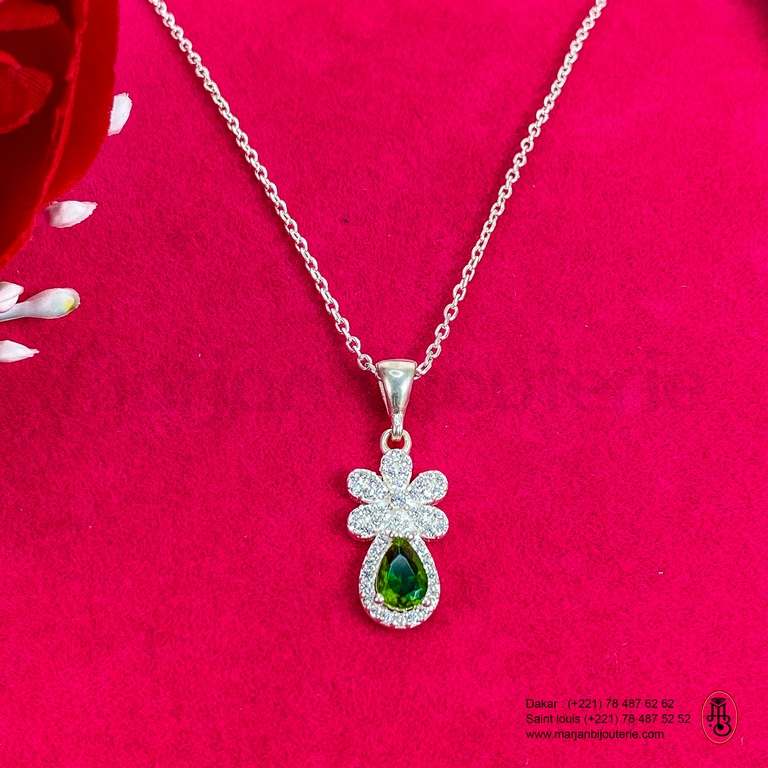 Chaine pendentif en argent