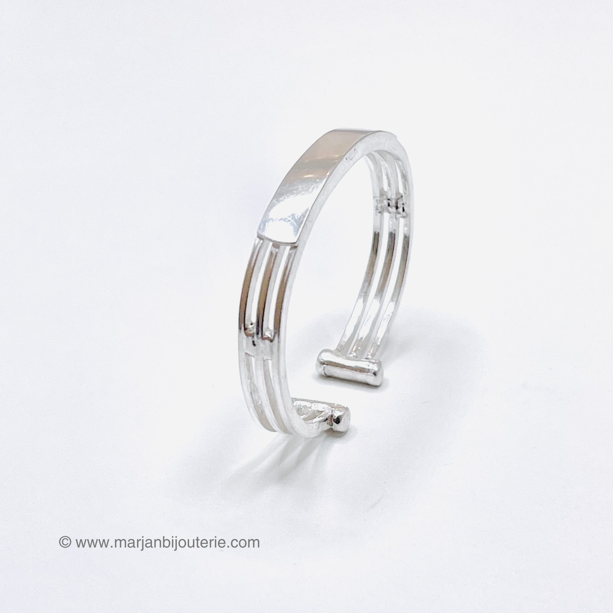 Bracelet en argent simple et stylé femme