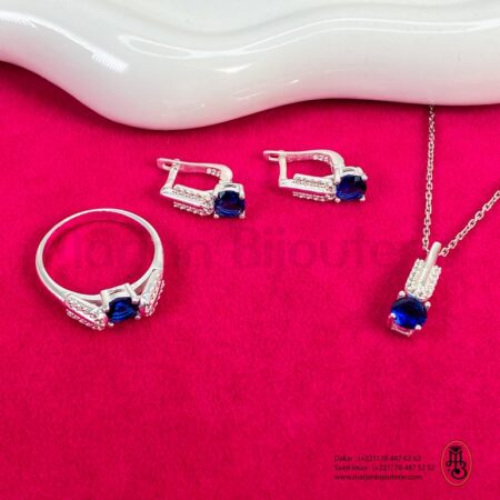 Ensemble en argent Collier, Boucles d'oreilles et Bague